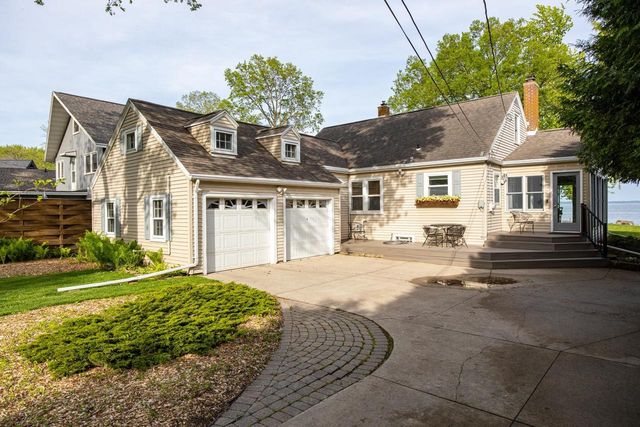 188 ADELLA BEACH ROAD, Neenah, WI 54956