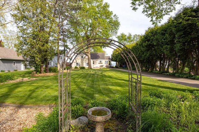 188 ADELLA BEACH ROAD, Neenah, WI 54956