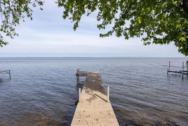 188 ADELLA BEACH ROAD, Neenah, WI 54956