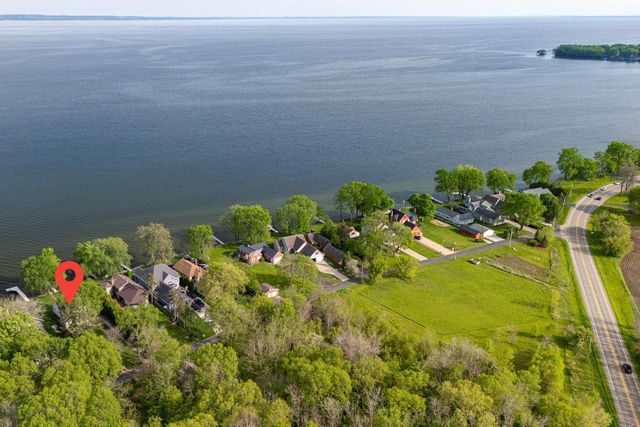 188 ADELLA BEACH ROAD, Neenah, WI 54956