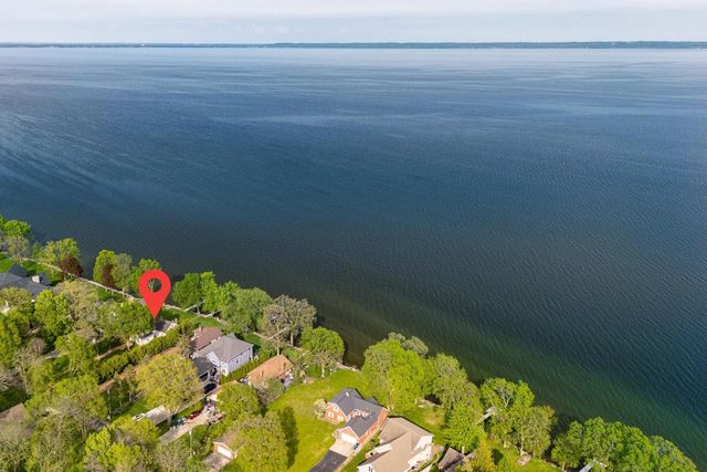 188 ADELLA BEACH ROAD, Neenah, WI 54956