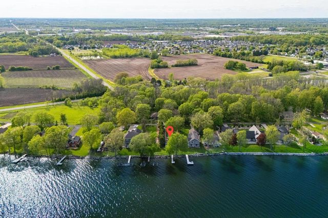 188 ADELLA BEACH ROAD, Neenah, WI 54956