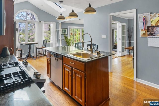 107 Buckingham Drive, Ramsey, NJ 07446