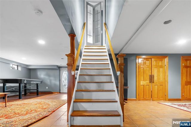 107 Buckingham Drive, Ramsey, NJ 07446