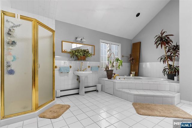 107 Buckingham Drive, Ramsey, NJ 07446