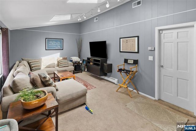 107 Buckingham Drive, Ramsey, NJ 07446