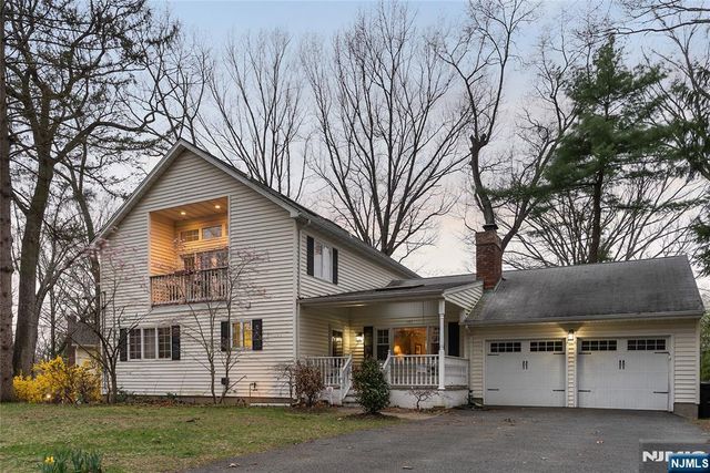 107 Buckingham Drive, Ramsey, NJ 07446