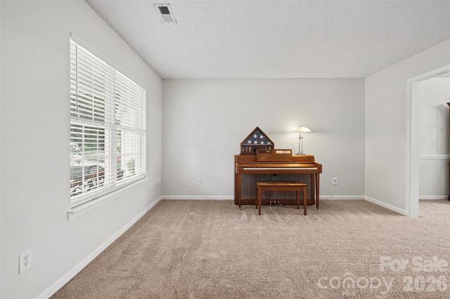 7720 Shiny Meadow Lane, Charlotte, NC 28215