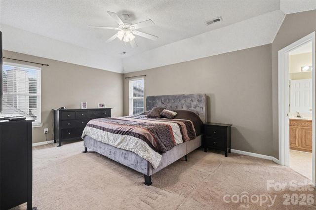 7720 Shiny Meadow Lane, Charlotte, NC 28215