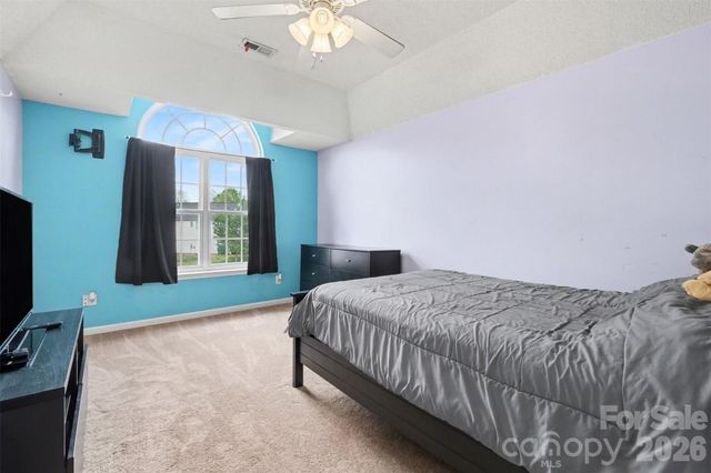 7720 Shiny Meadow Lane, Charlotte, NC 28215