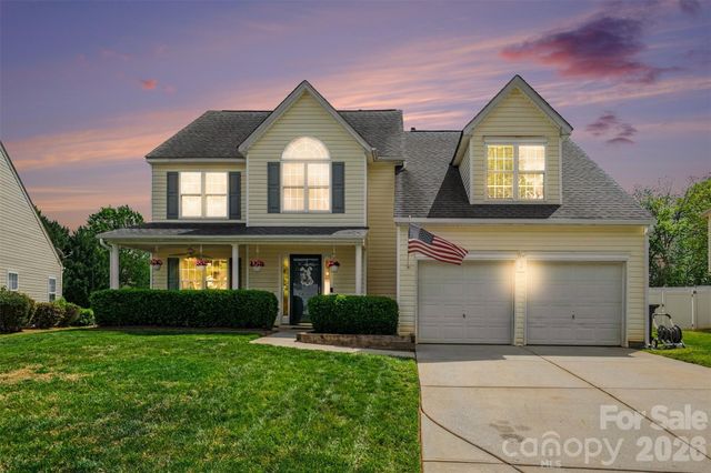 7720 Shiny Meadow Lane, Charlotte, NC 28215