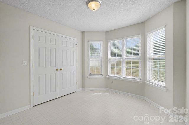 7720 Shiny Meadow Lane, Charlotte, NC 28215