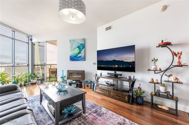 200 West Sahara Avenue 2311, Las Vegas, NV 89102