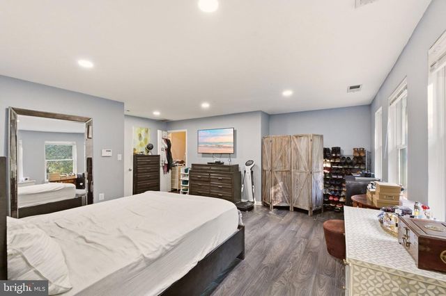 306 CHARLES ST, Rockville, MD 20850