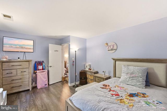 306 CHARLES ST, Rockville, MD 20850