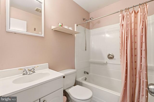 306 CHARLES ST, Rockville, MD 20850