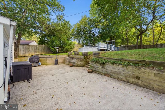 306 CHARLES ST, Rockville, MD 20850