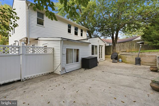 306 CHARLES ST, Rockville, MD 20850