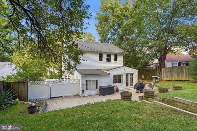 306 CHARLES ST, Rockville, MD 20850