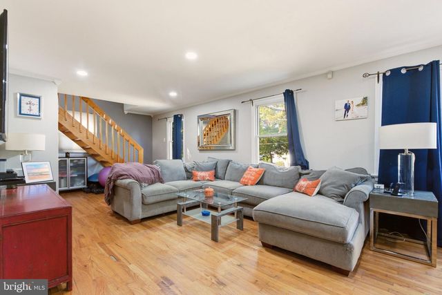 306 CHARLES ST, Rockville, MD 20850