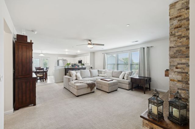 1380 Creekside Dr, Nolensville, TN 37135