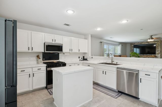 1380 Creekside Dr, Nolensville, TN 37135