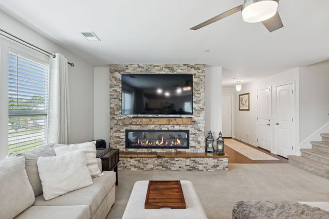 1380 Creekside Dr, Nolensville, TN 37135