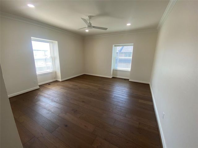 1114 Sherwood Lane C-1, Nichols Hills, OK 73116