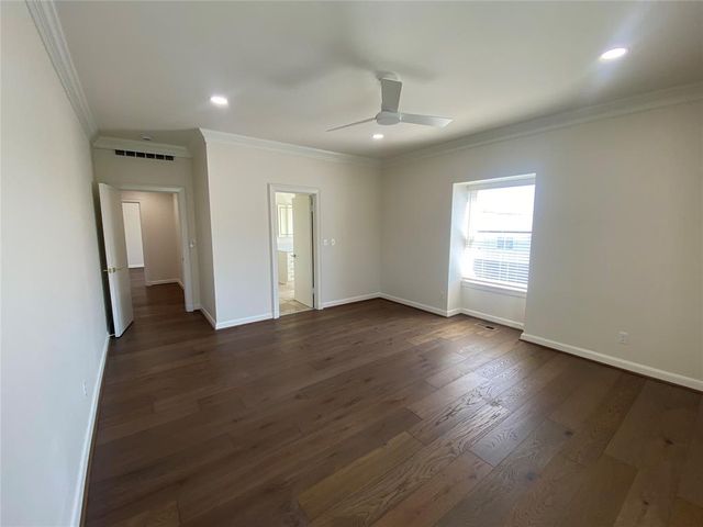 1114 Sherwood Lane C-1, Nichols Hills, OK 73116