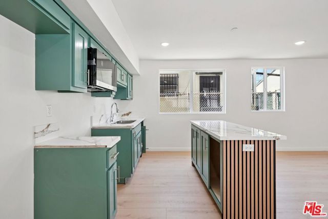 1354 E 108th Street, Los Angeles, CA 90059