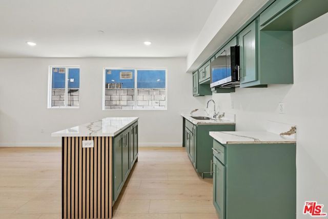 1354 E 108th Street, Los Angeles, CA 90059