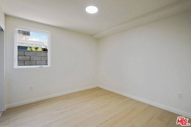 1354 E 108th Street, Los Angeles, CA 90059