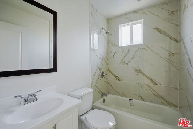 1354 E 108th Street, Los Angeles, CA 90059