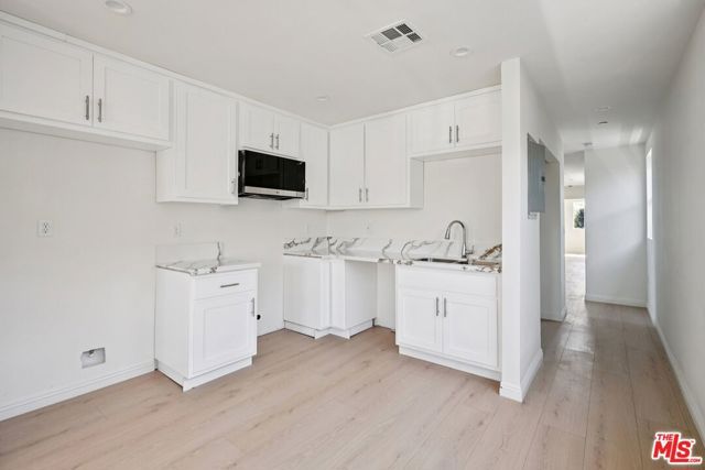 1354 E 108th Street, Los Angeles, CA 90059