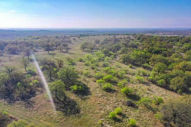 2688 FM 2190, Jacksboro, TX 76458