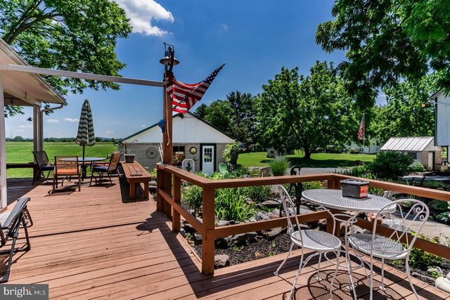 895 EPPLEY ROAD, Mechanicsburg, PA 17055