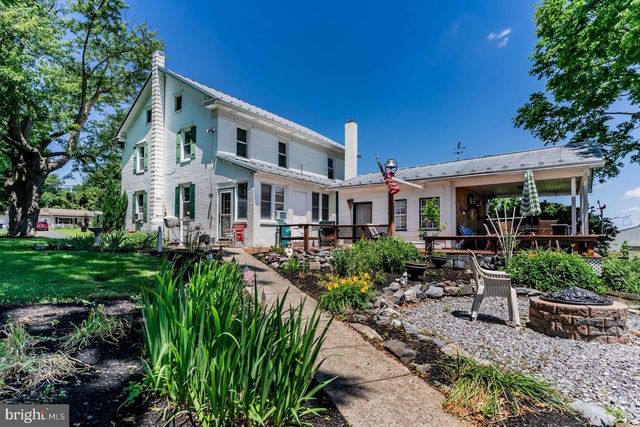 895 EPPLEY ROAD, Mechanicsburg, PA 17055
