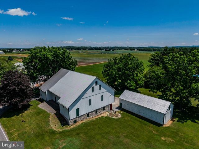 895 EPPLEY ROAD, Mechanicsburg, PA 17055