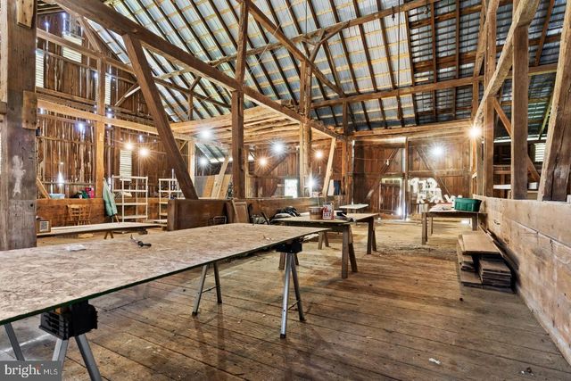 895 EPPLEY ROAD, Mechanicsburg, PA 17055