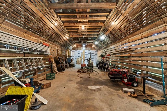 895 EPPLEY ROAD, Mechanicsburg, PA 17055