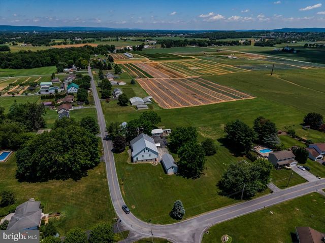 895 EPPLEY ROAD, Mechanicsburg, PA 17055