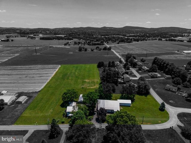 895 EPPLEY ROAD, Mechanicsburg, PA 17055