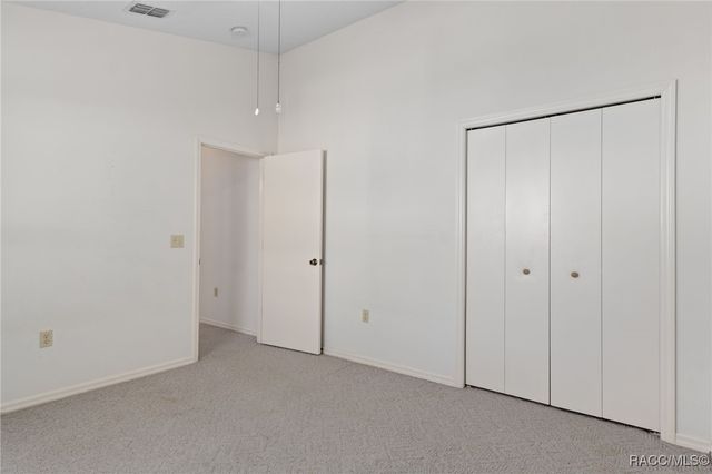 2804 N Canterbury Lake Drive, Hernando, FL 34442