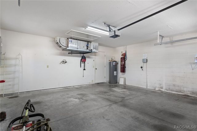 2804 N Canterbury Lake Drive, Hernando, FL 34442