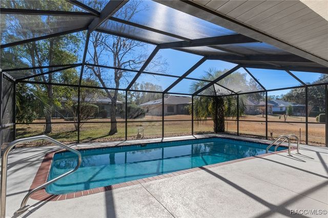 2804 N Canterbury Lake Drive, Hernando, FL 34442