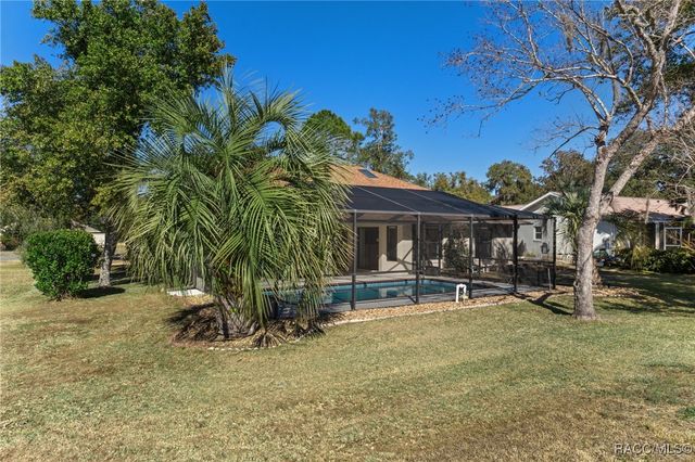 2804 N Canterbury Lake Drive, Hernando, FL 34442