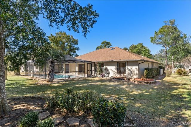 2804 N Canterbury Lake Drive, Hernando, FL 34442