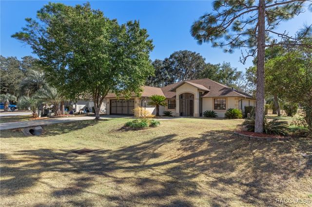 2804 N Canterbury Lake Drive, Hernando, FL 34442