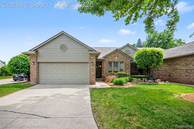 4432 Thornwood Court, Warren, MI 48092