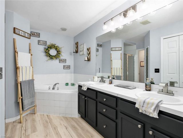 1903 NE 33rd ST, Cape Coral, FL 33909